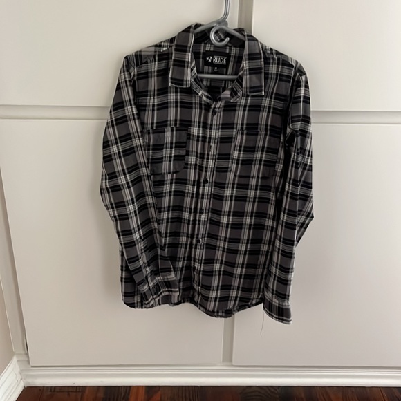 Grey and black flannel - Picture 3 of 3